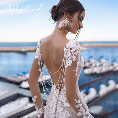 Carol V-Neck Wedding Dress - Vintagebrandclothingline